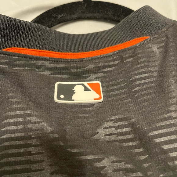 San Francisco Giants Windbreaker Pullover Cool Base 1/4 Zip by Majestic - Picture 5 of 8